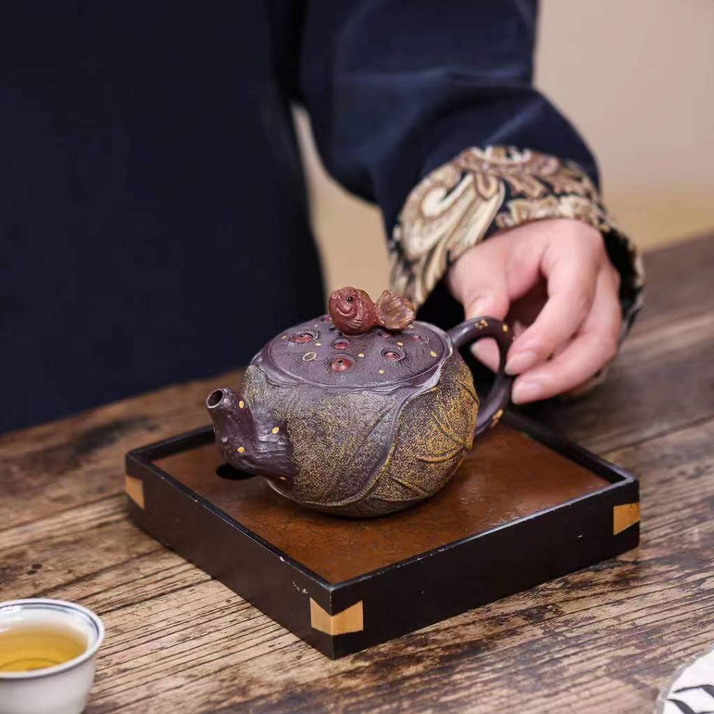 Premium Yixing Purple Clay Bionic Teapot - Goldfish Lotus Seed Design, Large Capacity Kung Fu Tea Infuser for Home & Tea Ceremony