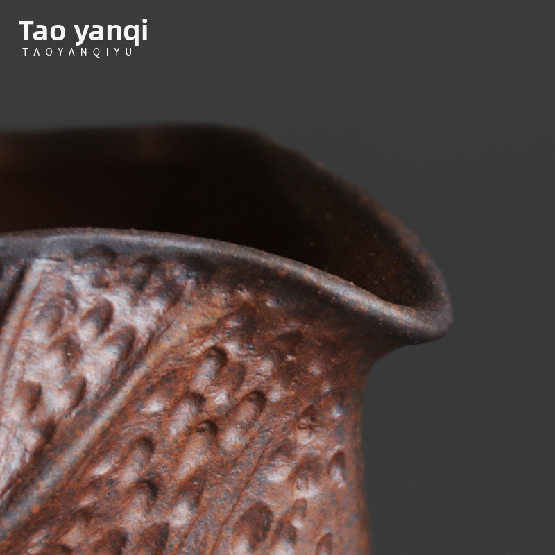 TEAGIFT Vintage Old Rock Clay Fair Cup – Lotus Leaf Handheld Tea Sea, Unique Creative Equalizing Cup for Kung Fu Tea Ceremony