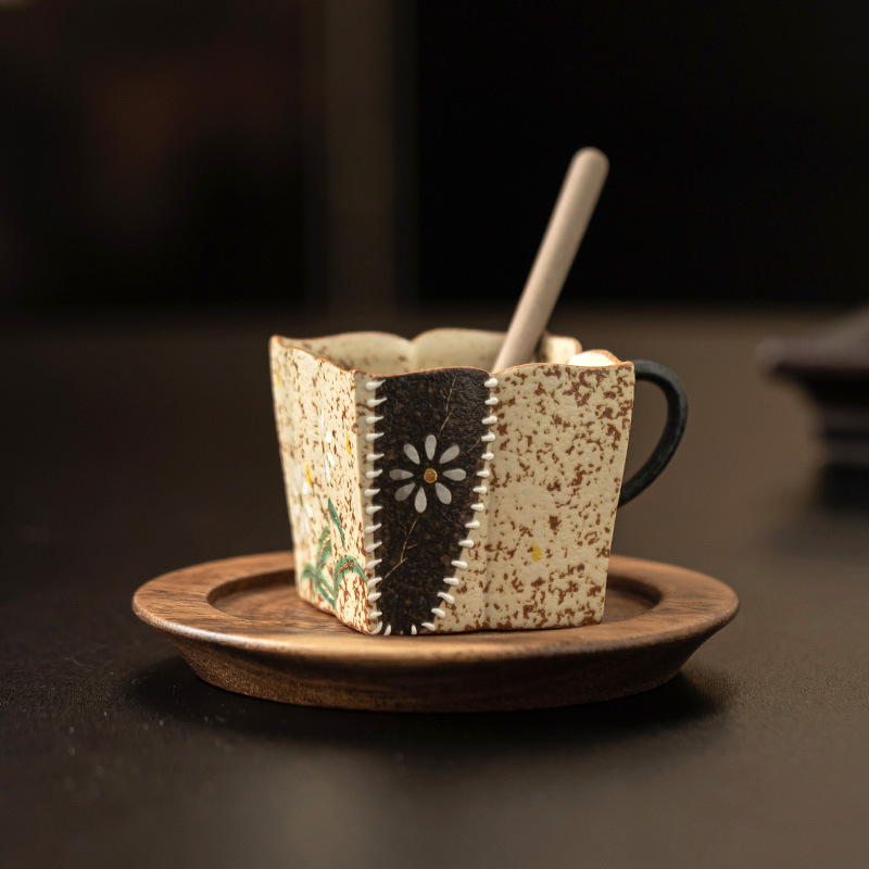 Blue and White Fire Stone Red Espresso Cup - Gold-Painted Hand-Painted Daisy Square Lotus Tea Tasting Cup, Single Host Cup for Tea & Coffee