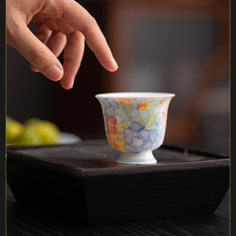 TEAGIFT Jingdezhen Relief Hand-Painted Underglaze Color Tea Cup – Pulled Thread Thousand Flowers Master Cup, Personal Tea Tasting Accessory