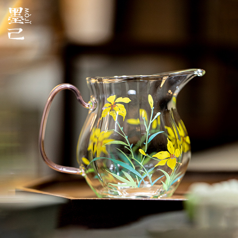 Moji Ruili Heat-Resistant Glass Fair Cup – Handle Tea Sea, High Aesthetics Tea Divider, Home Tea Ceremony Accessory