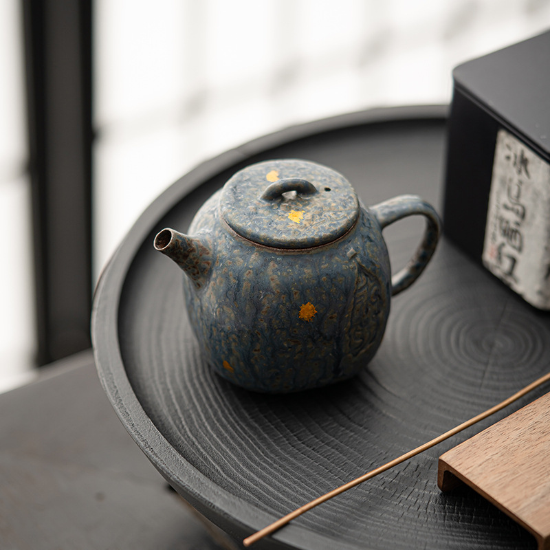 TEAGIFT Vintage High-End Kung Fu Teapot – Kongji Zhai Old Rock Clay Meditation Pot, Bronze Detail, Seasonable Home Tea Brewing Single Pot