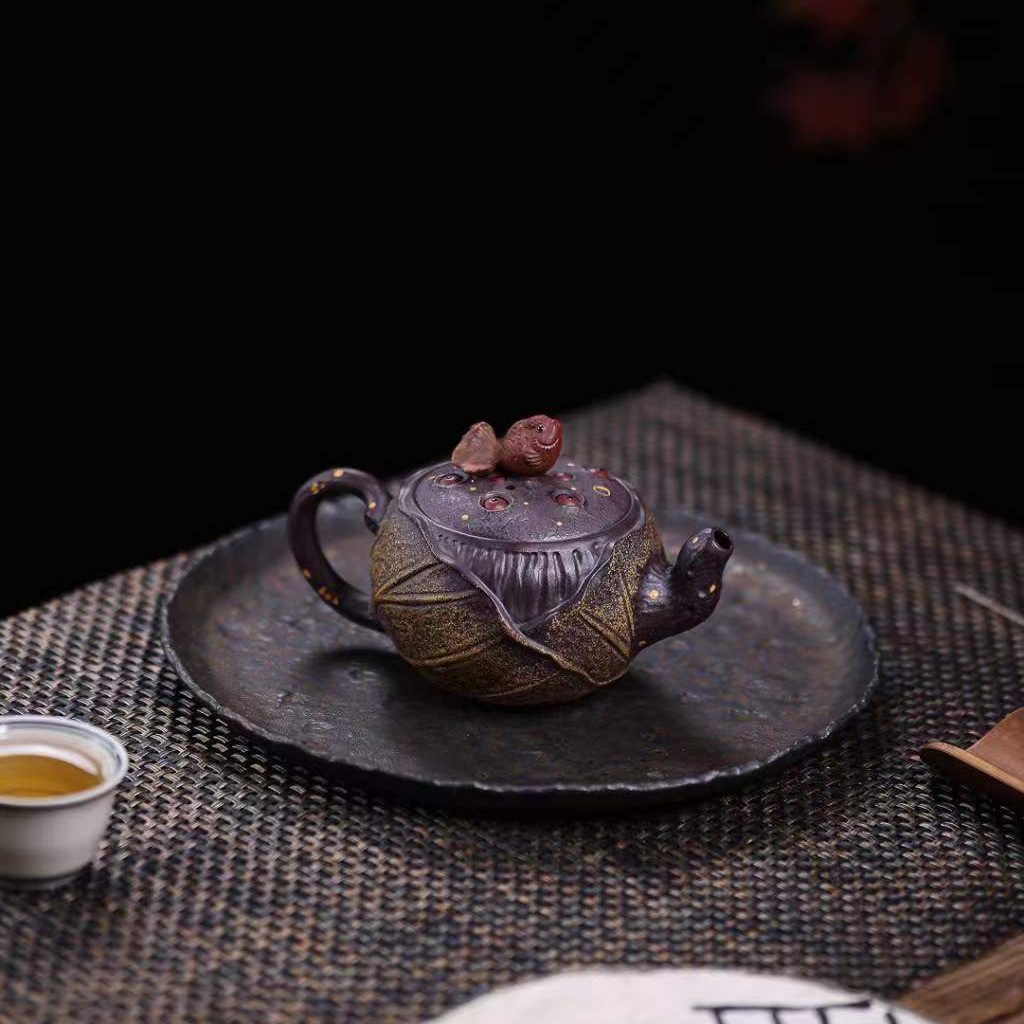 Premium Yixing Purple Clay Bionic Teapot - Goldfish Lotus Seed Design, Large Capacity Kung Fu Tea Infuser for Home & Tea Ceremony