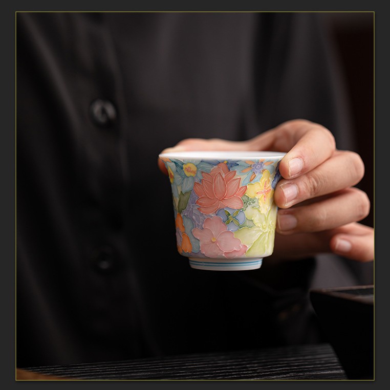 TEAGIFT Jingdezhen Relief Hand-Painted Underglaze Color Tea Cup – Pulled Thread Thousand Flowers Master Cup, Personal Tea Tasting Accessory