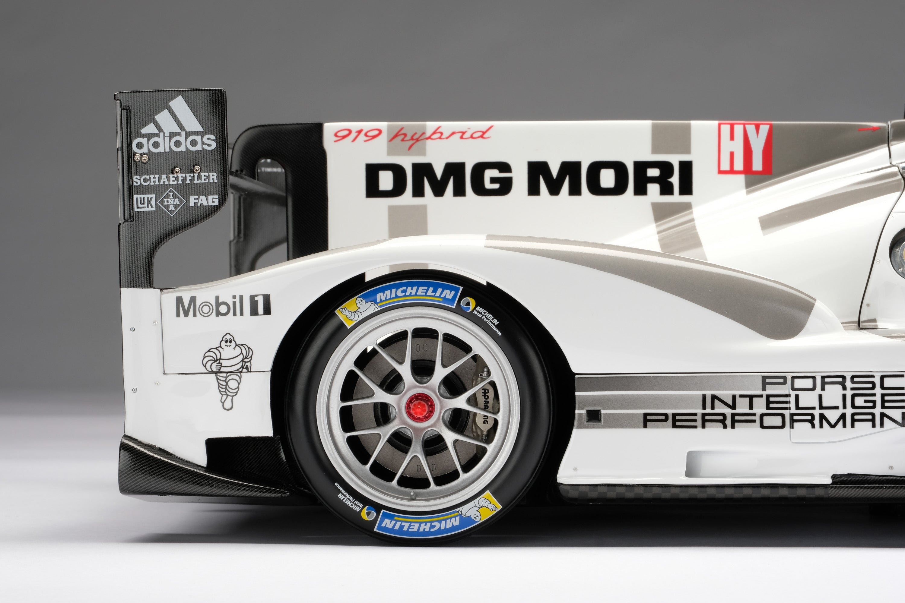 Porsche 919 Hybrid - 2014 Le Mans