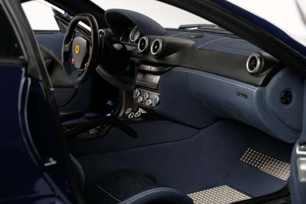 Ferrari 599 - Tailor Made