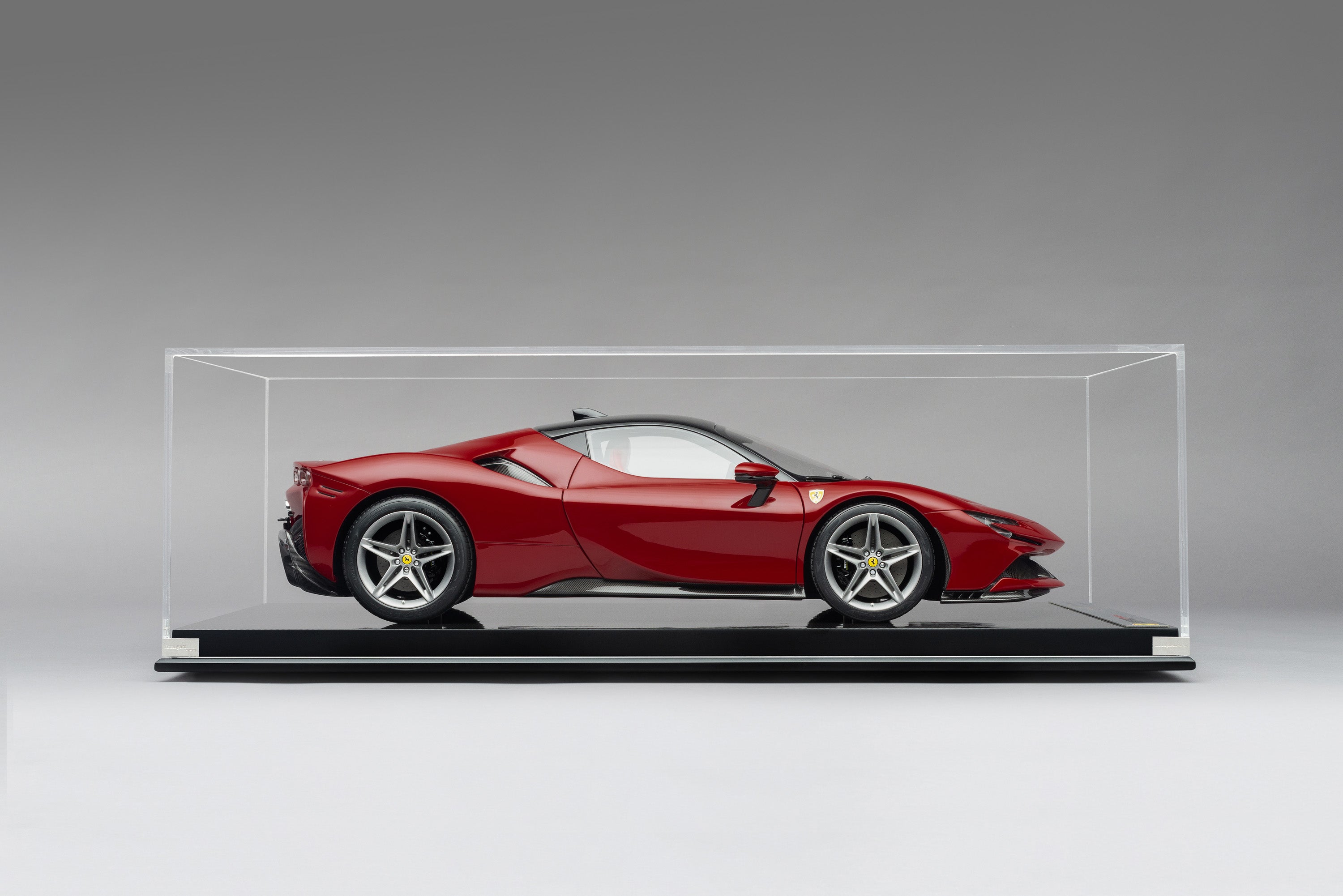 Ferrari SF90 Stradale - The Official Ferrari Magazine Specification