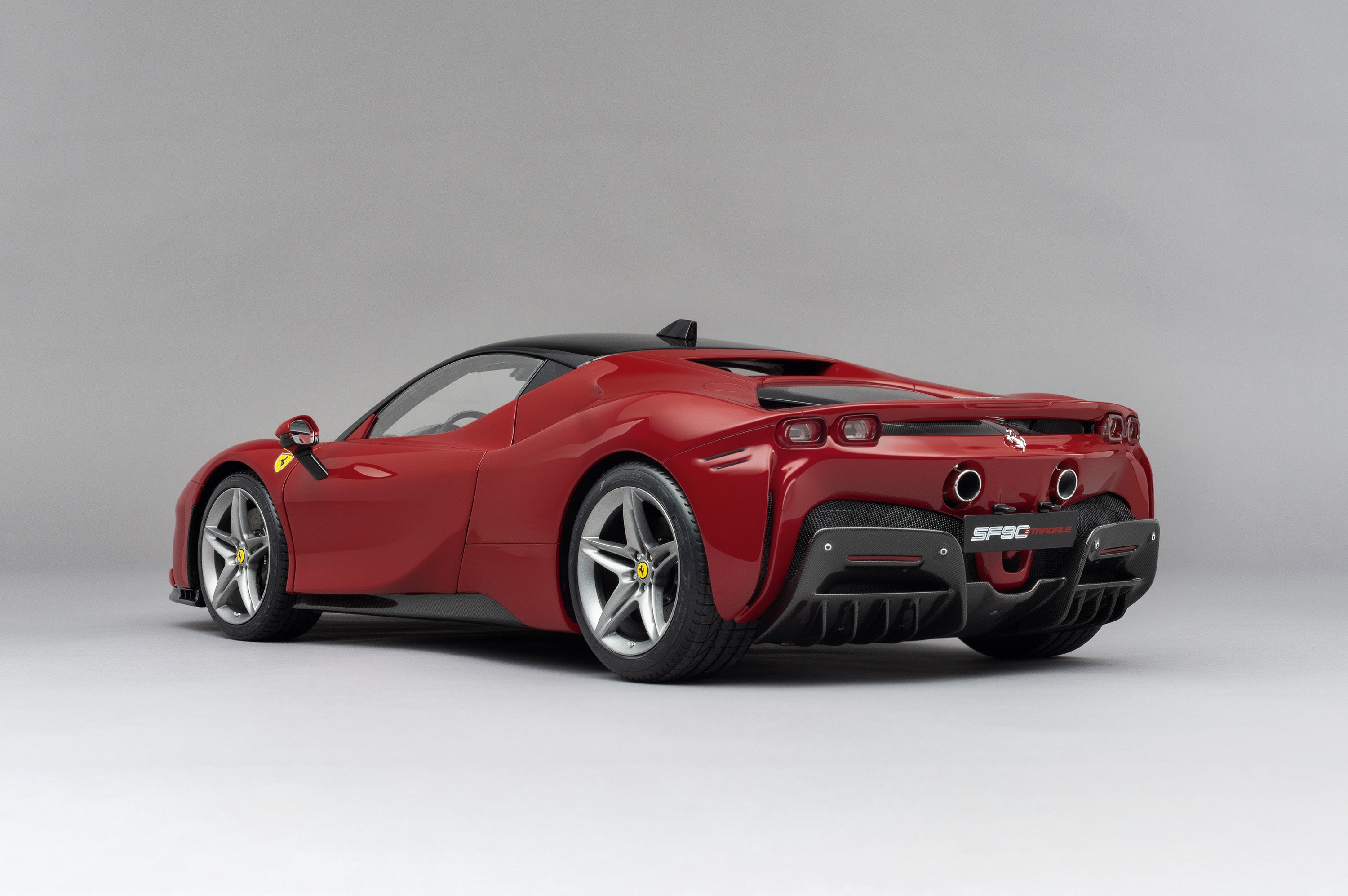 Ferrari SF90 Stradale - The Official Ferrari Magazine Specification