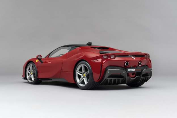 Ferrari SF90 Stradale - The Official Ferrari Magazine Specification