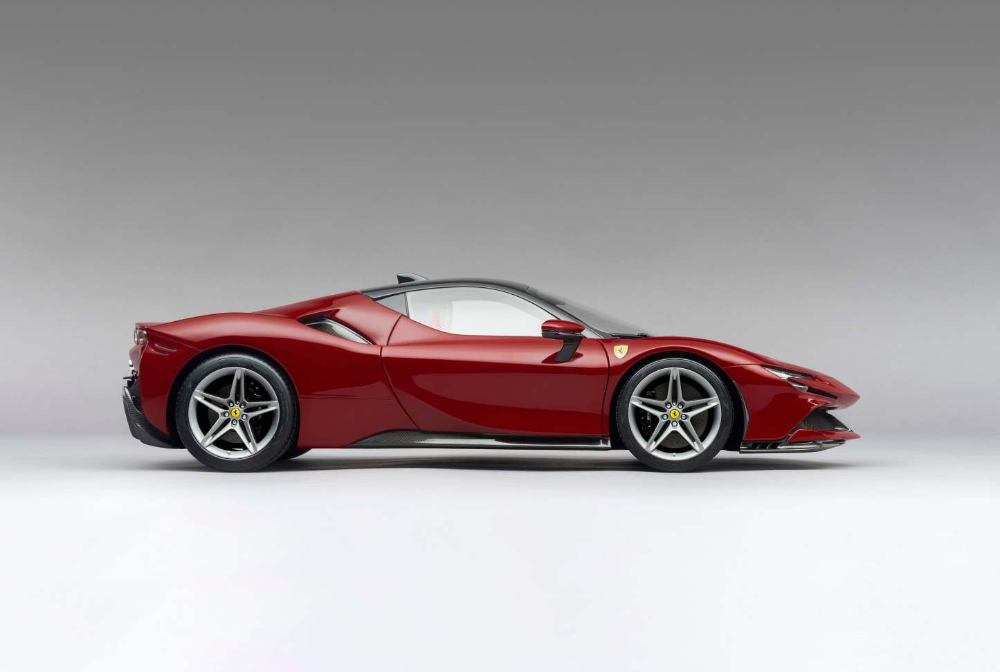 Ferrari SF90 Stradale - The Official Ferrari Magazine Specification
