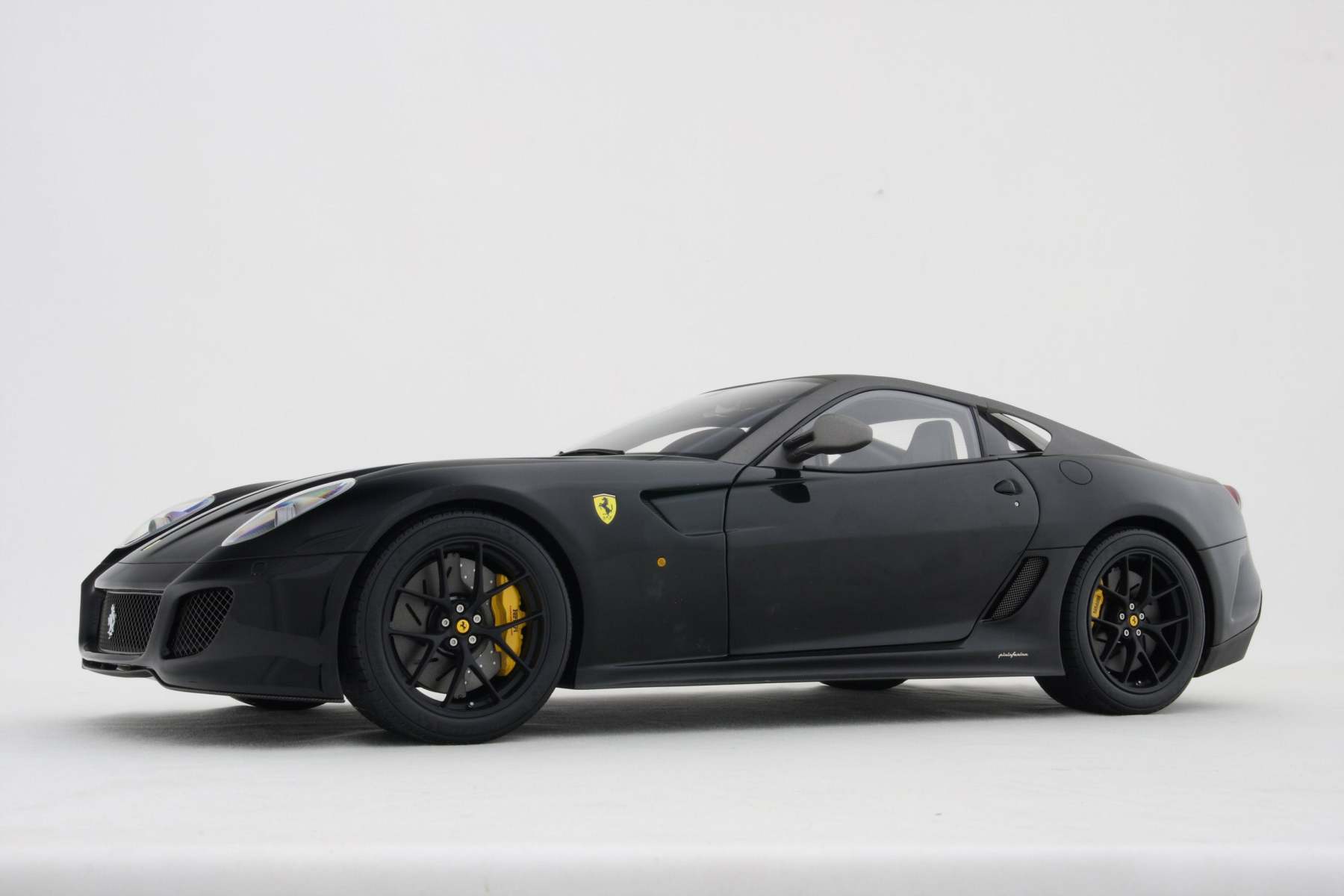 Ferrari 599 - Tailor Made