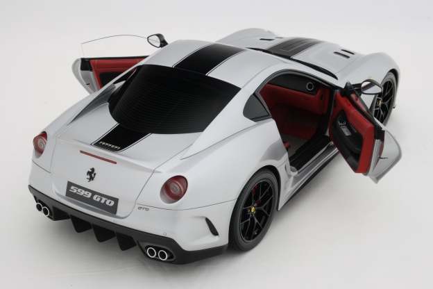 Ferrari 599 - Tailor Made
