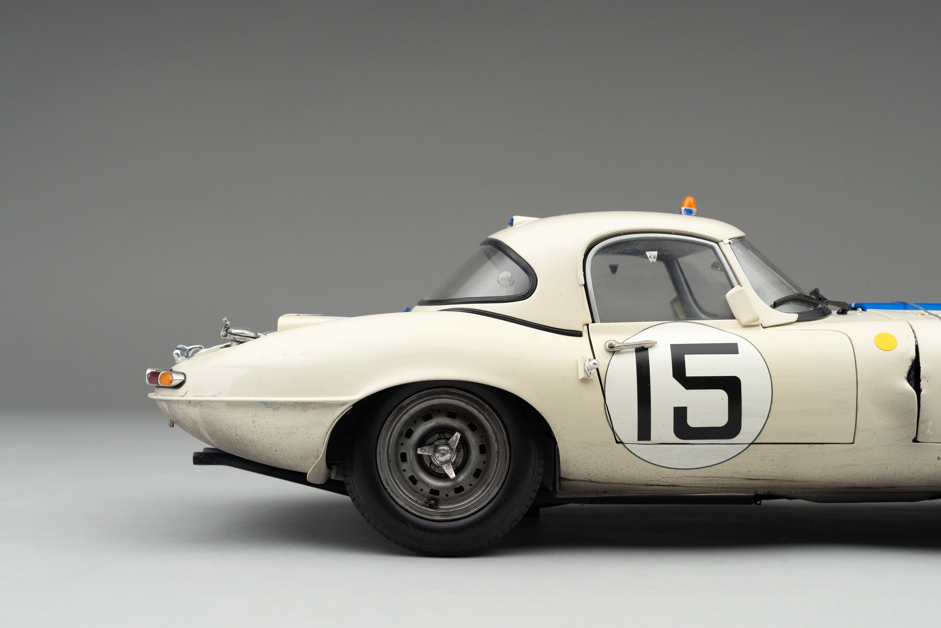 Jaguar Lightweight E-type (LWE) - 1963 Le Mans - Race Weathered