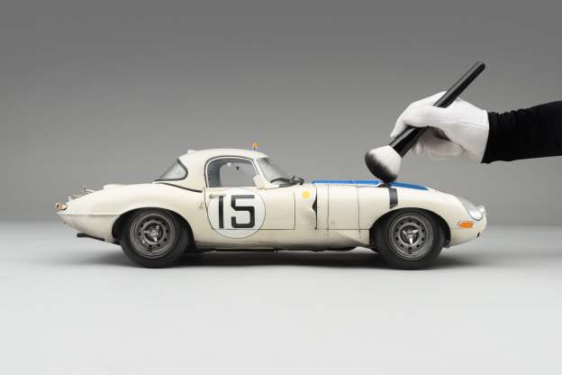 Jaguar Lightweight E-type (LWE) - 1963 Le Mans - Race Weathered