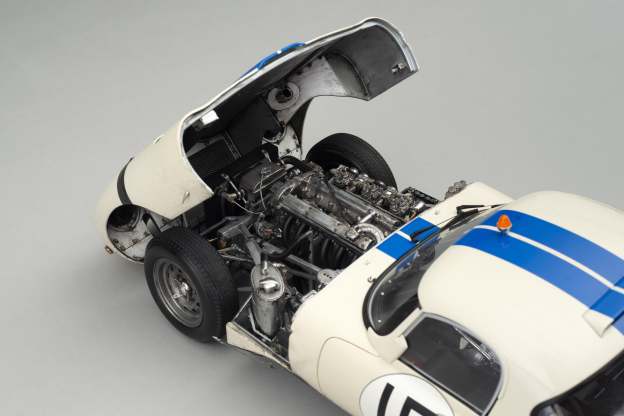 Jaguar Lightweight E-type (LWE) - 1963 Le Mans - Race Weathered