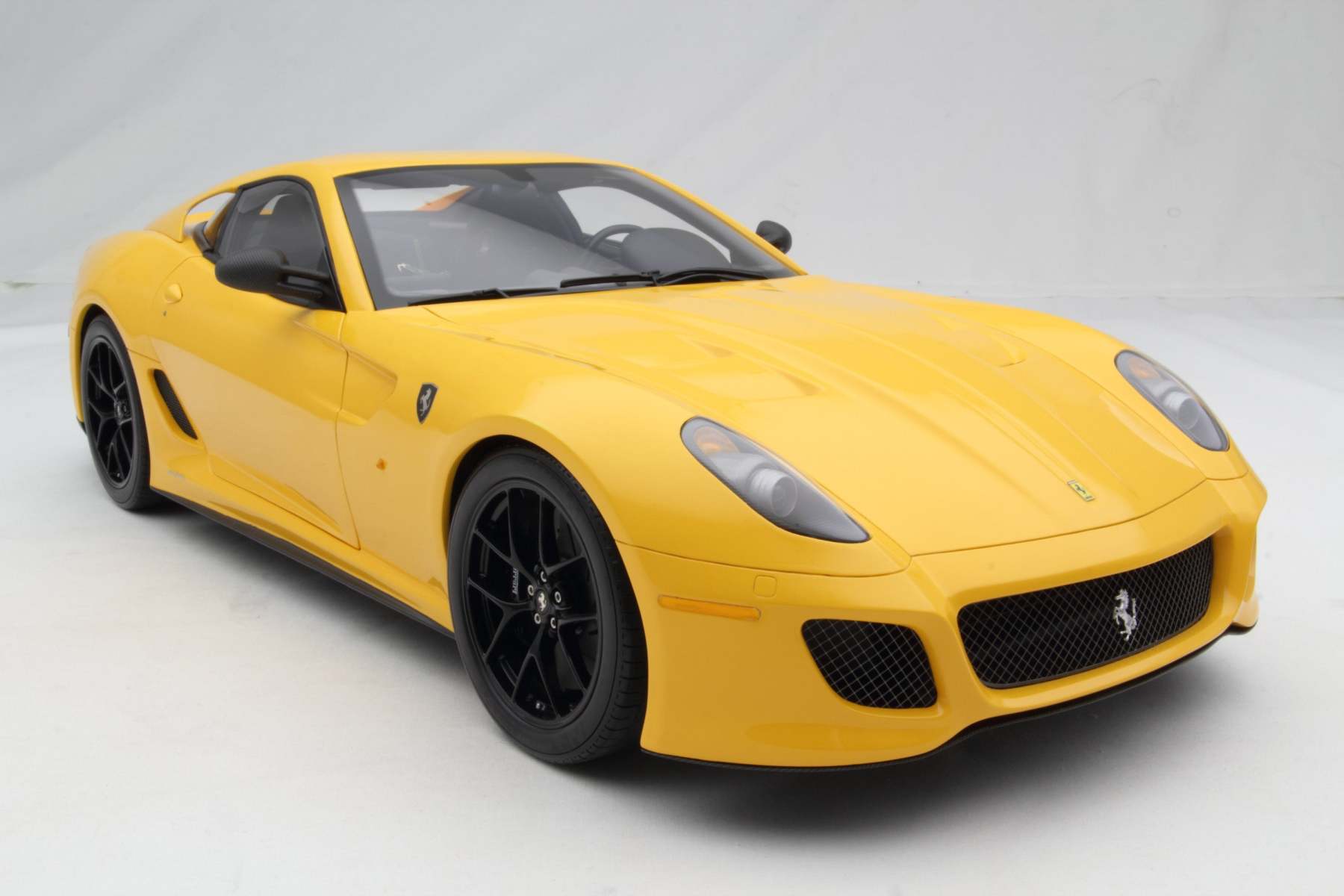 Ferrari 599 - Tailor Made