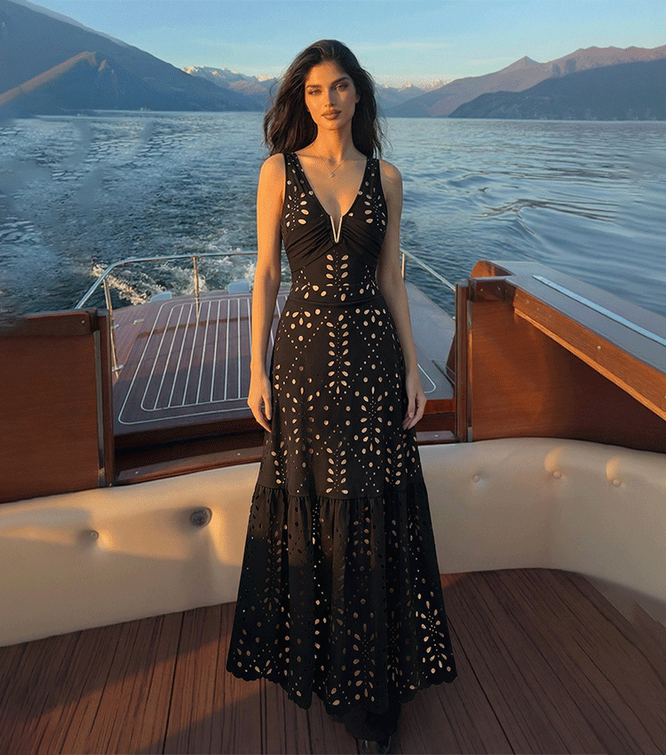 V Neck Black Laser Cutting Flower Swimsuit Set(s)