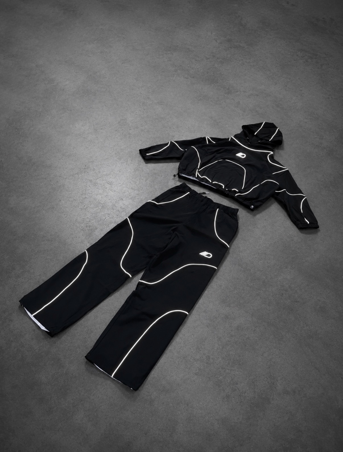 REFLECTIVE-STRIP MASK HOODIE SET