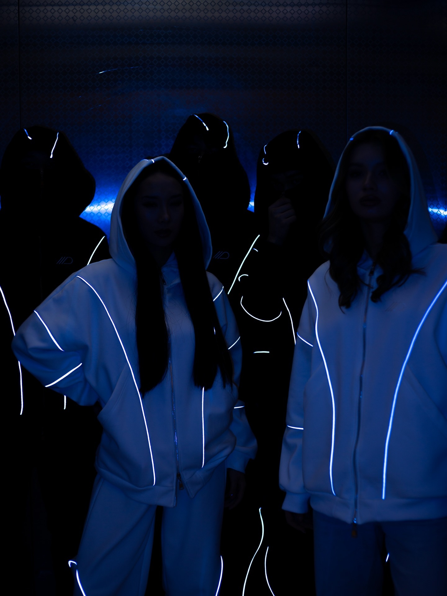 REFLECTIVE-STRIP MASK HOODIE