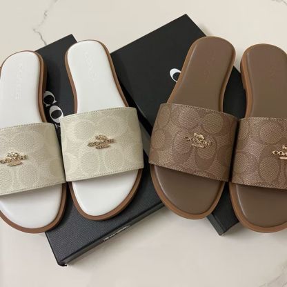 Round-toe retro flip-flops