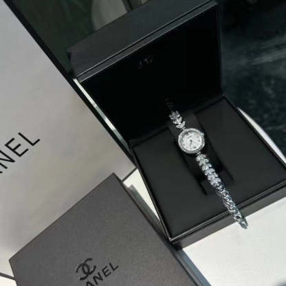 CHAN* 24 new bracelet watch