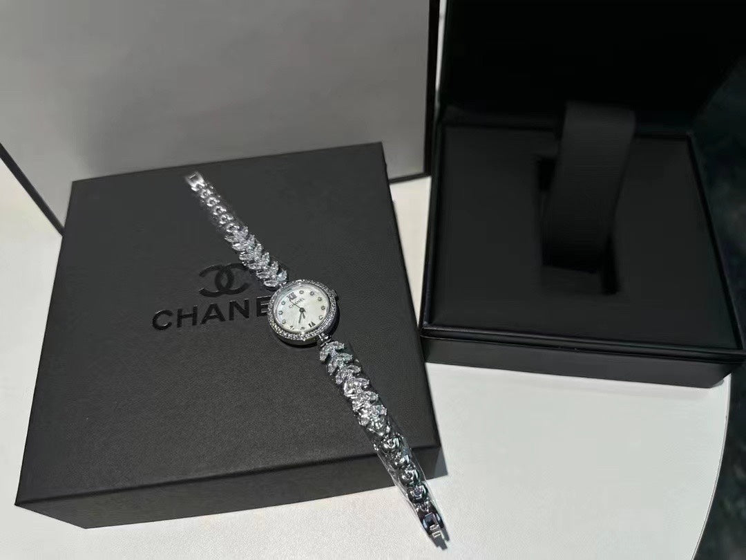 CHAN* 24 new bracelet watch