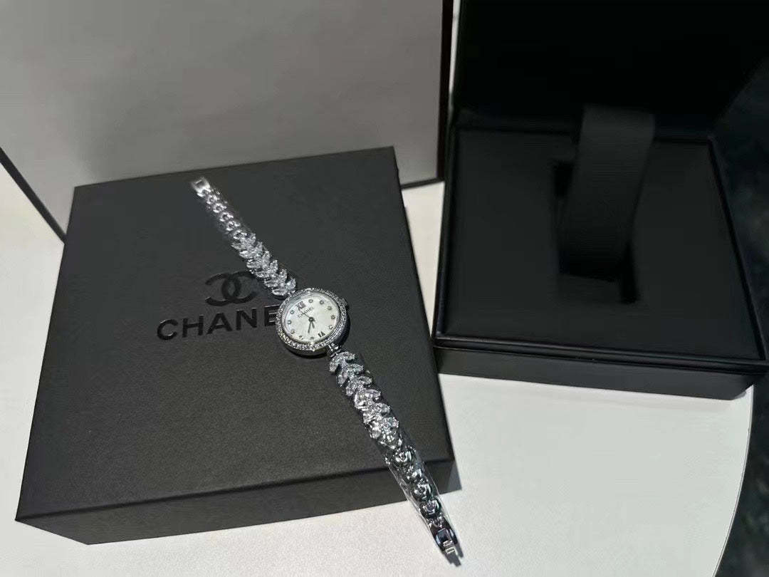 CHAN* 24 new bracelet watch