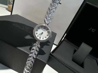 CHAN* 24 new bracelet watch