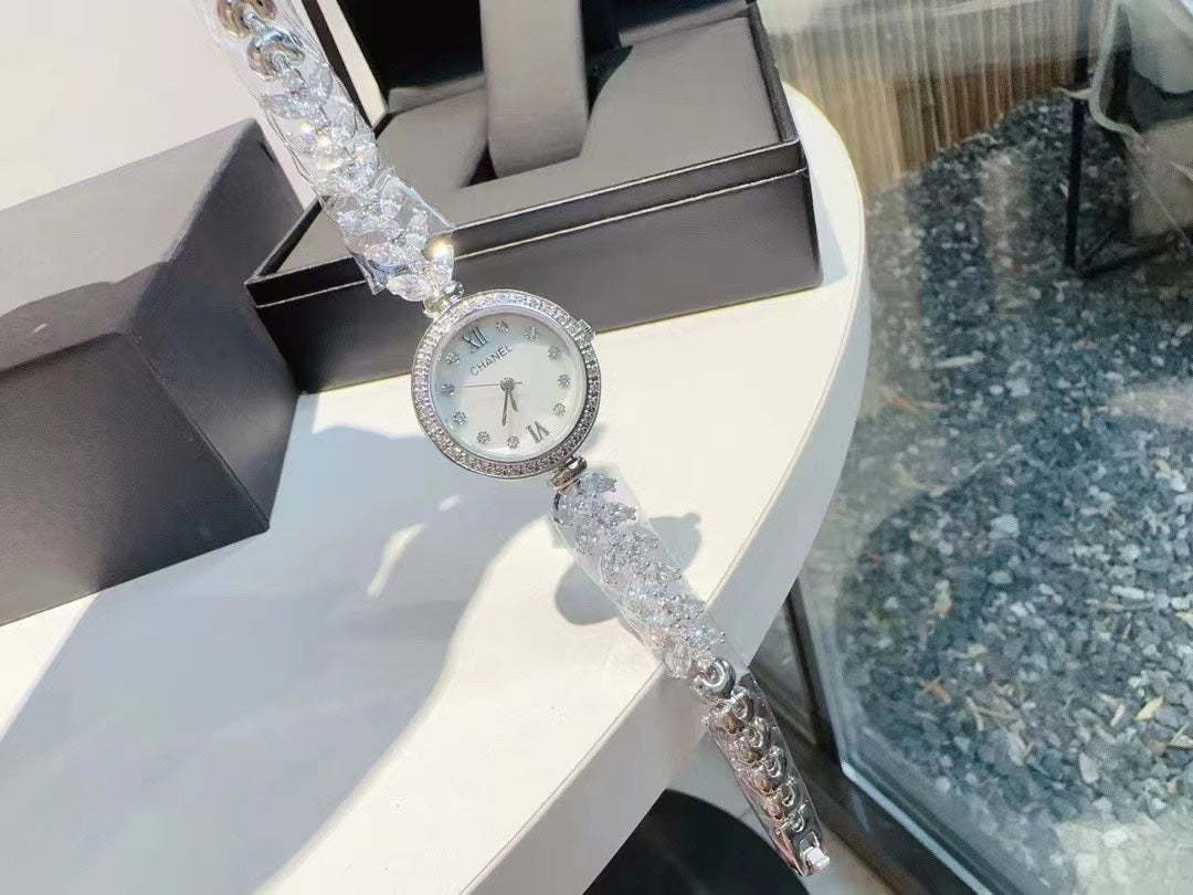 CHAN* 24 new bracelet watch