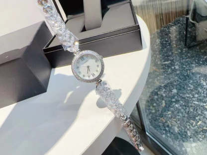 CHAN* 24 new bracelet watch