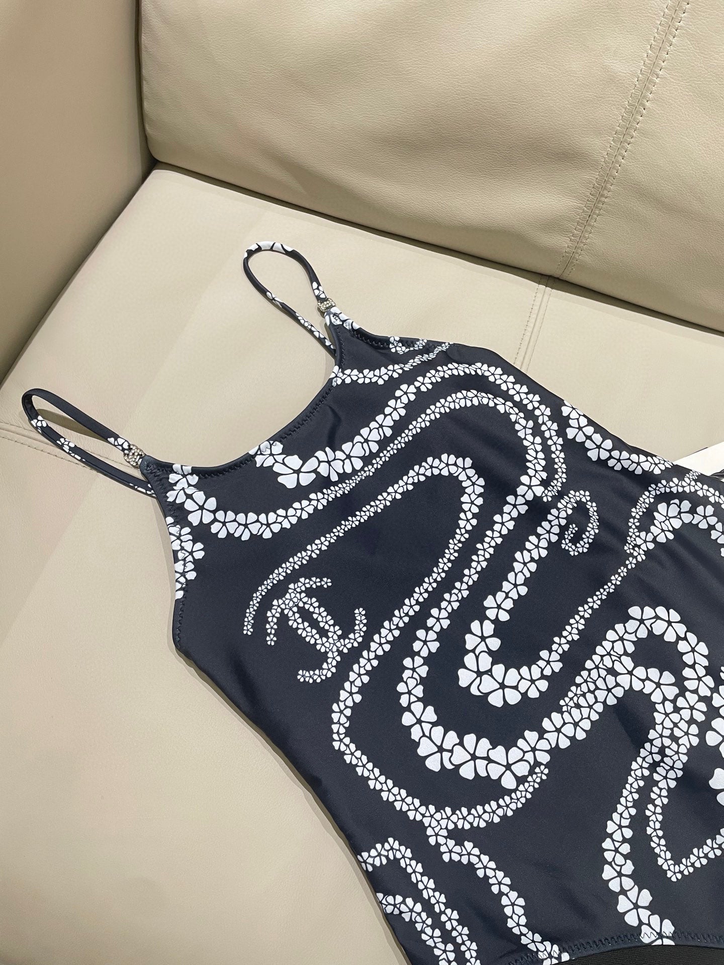 CHAN* 25SS swimsuit