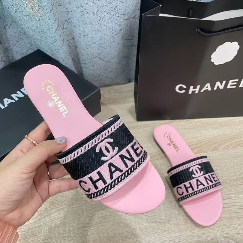Letter Embroidery Fashion Beach Sandals