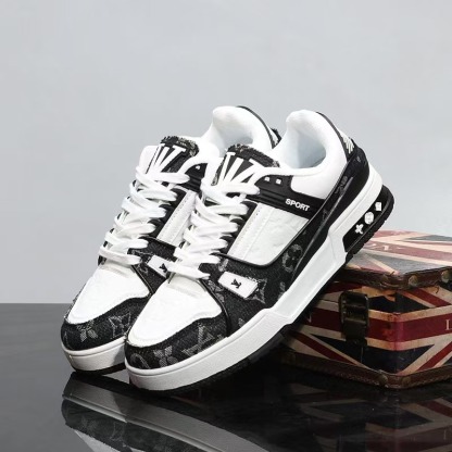 Breathable and versatile casual leather sneakers