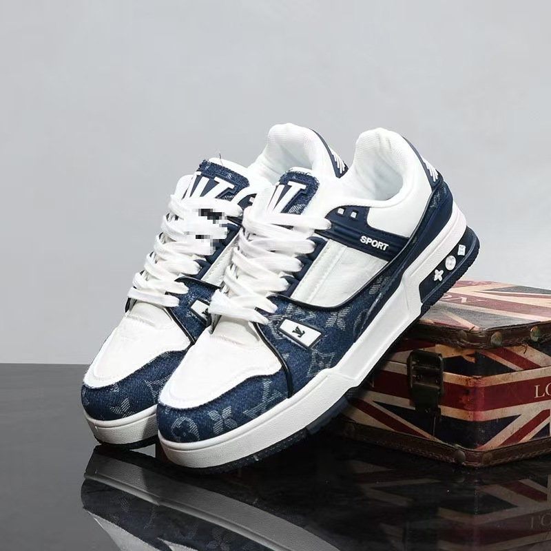 Breathable and versatile casual leather sneakers