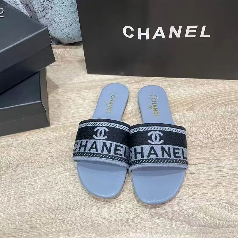 Letter Embroidery Fashion Beach Sandals
