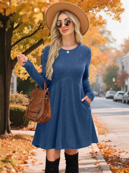 Round-neck, belted dress