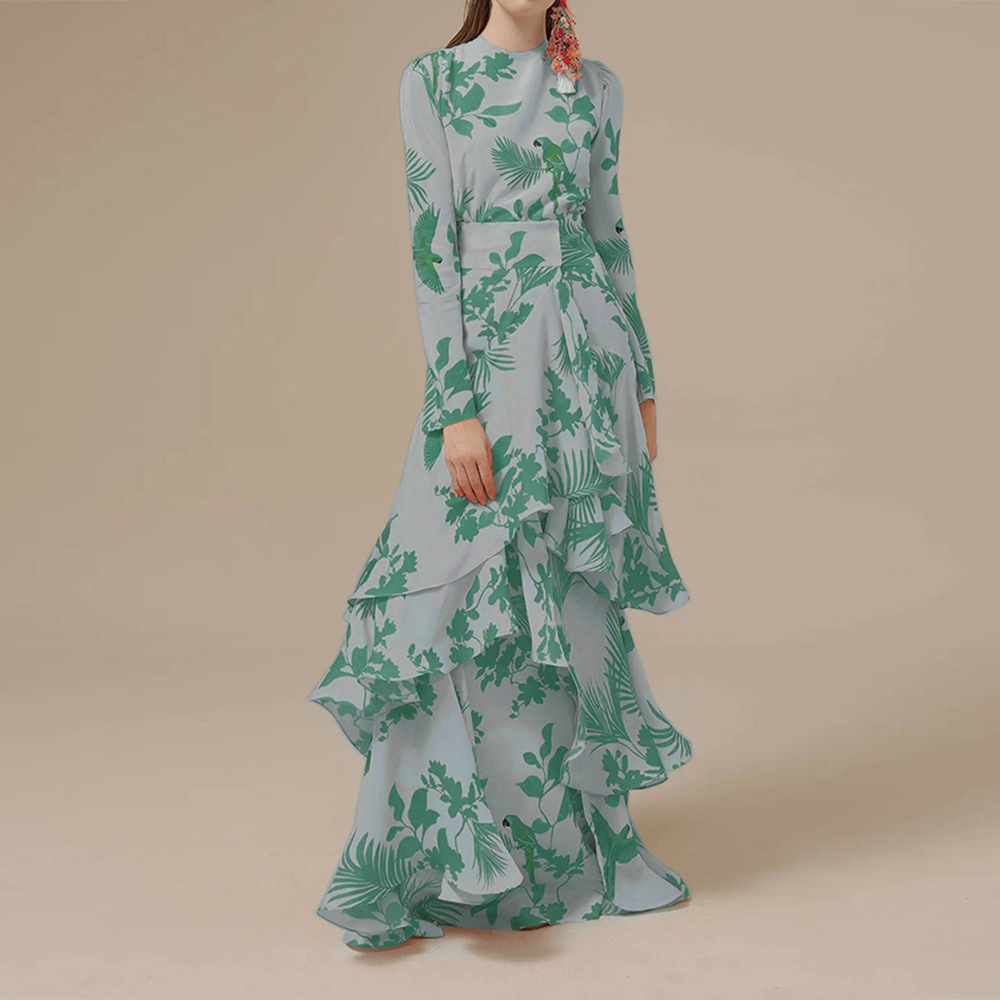 Vestido de moda con volantes