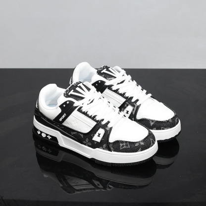 Breathable and versatile casual leather sneakers