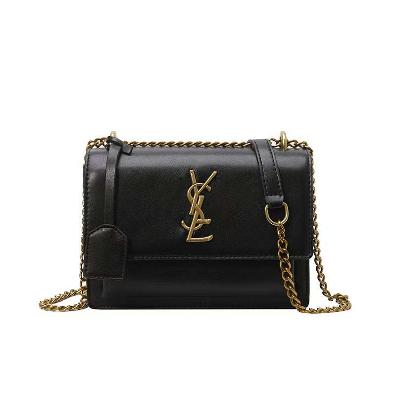 New stylish and versatile chain bag