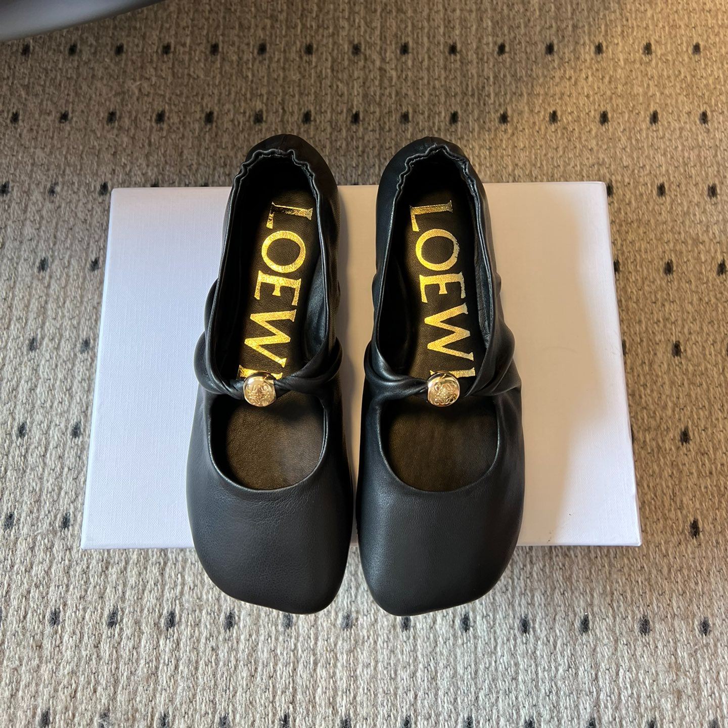 Ultra-soft flat shoes