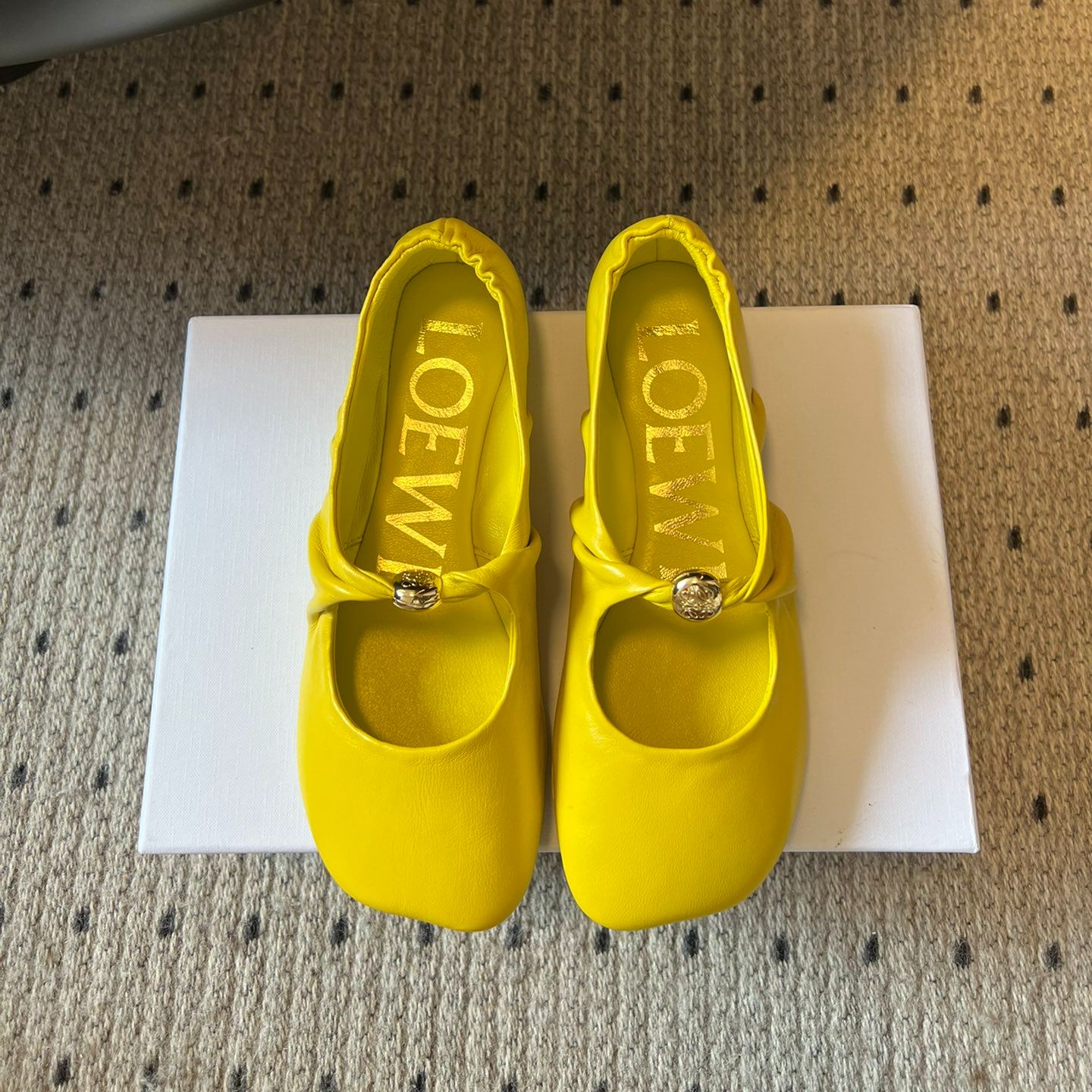 Ultra-soft flat shoes