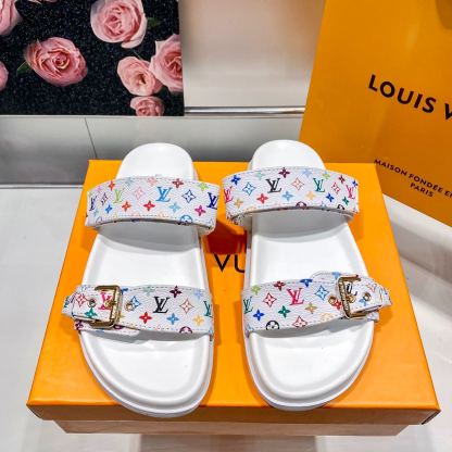 Classic sandals (a personal favorite)