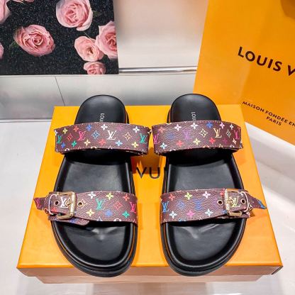 Classic sandals (a personal favorite)