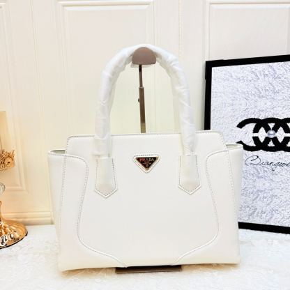 New versatile large-capacity tote bag