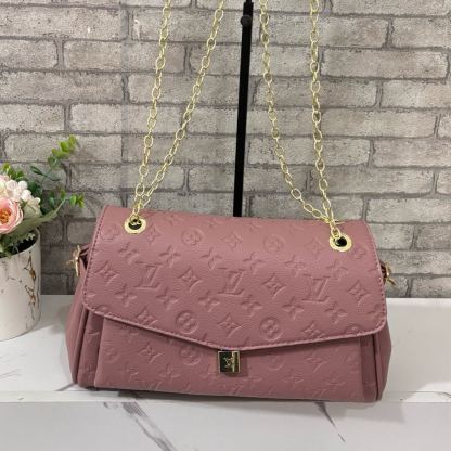 Stylish single-shoulder crossbody bag