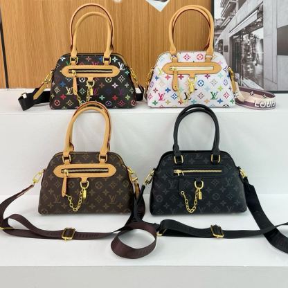 Vintage commuter handbag