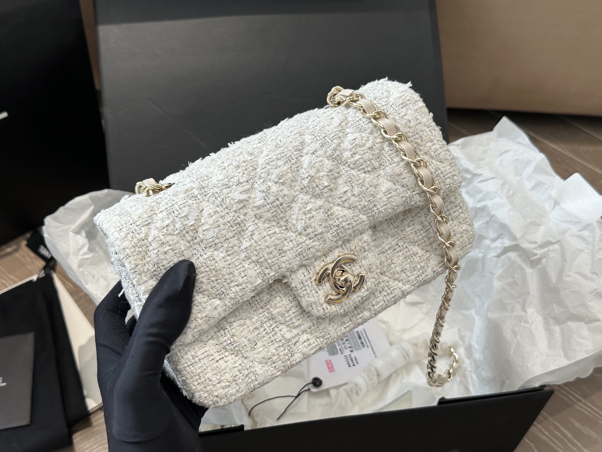 Woolen tweed handbag in Chanel style