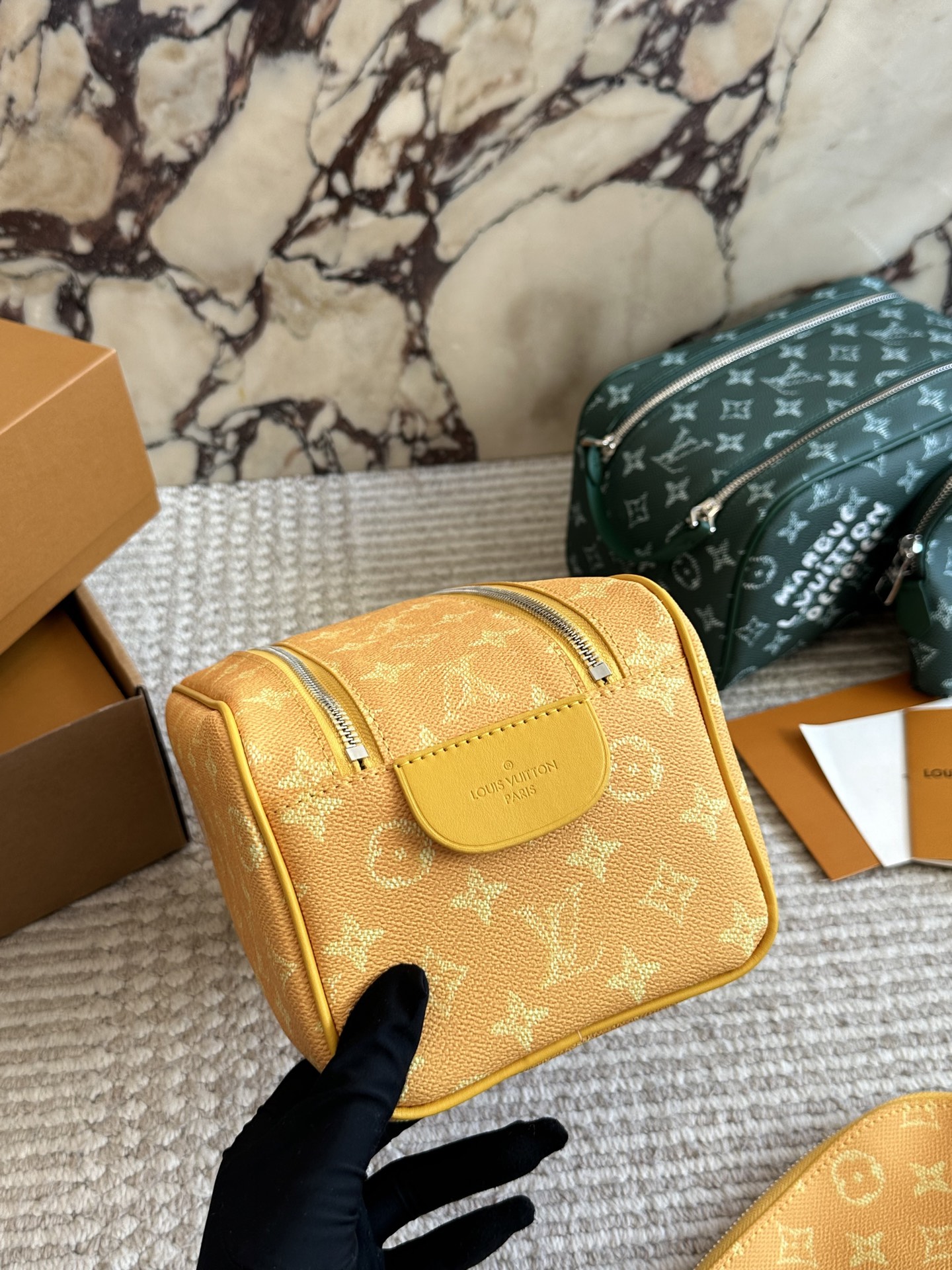 Double-zipper handbag + cosmetic bag