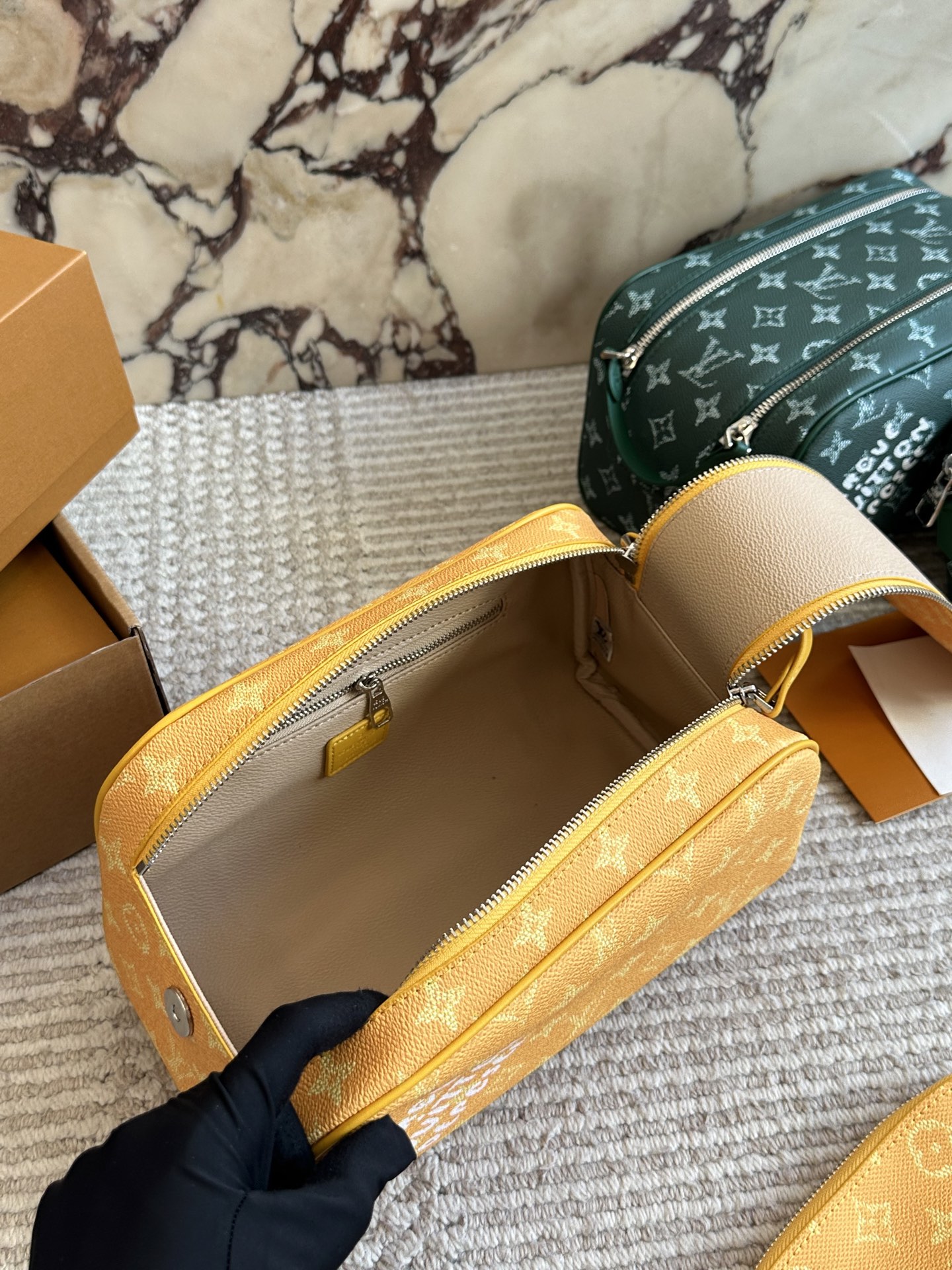 Double-zipper handbag + cosmetic bag