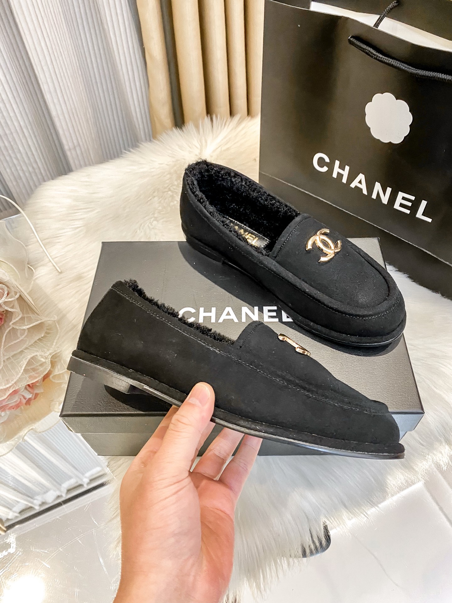 Loafers, slip-on shoes, casual shoes